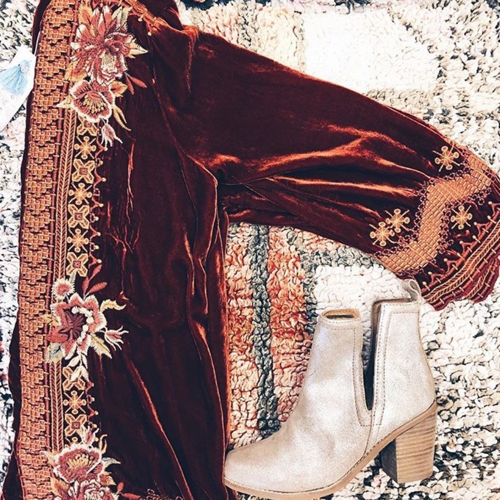 Johnny Was Elim Velvet Drape Kimono